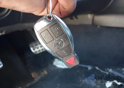 2003 Mercedes-Benz Sl 500 z USA, uszkodzony, nr VIN WDBSK75F13F012912